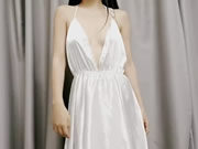 Striptease van een mooi meisje